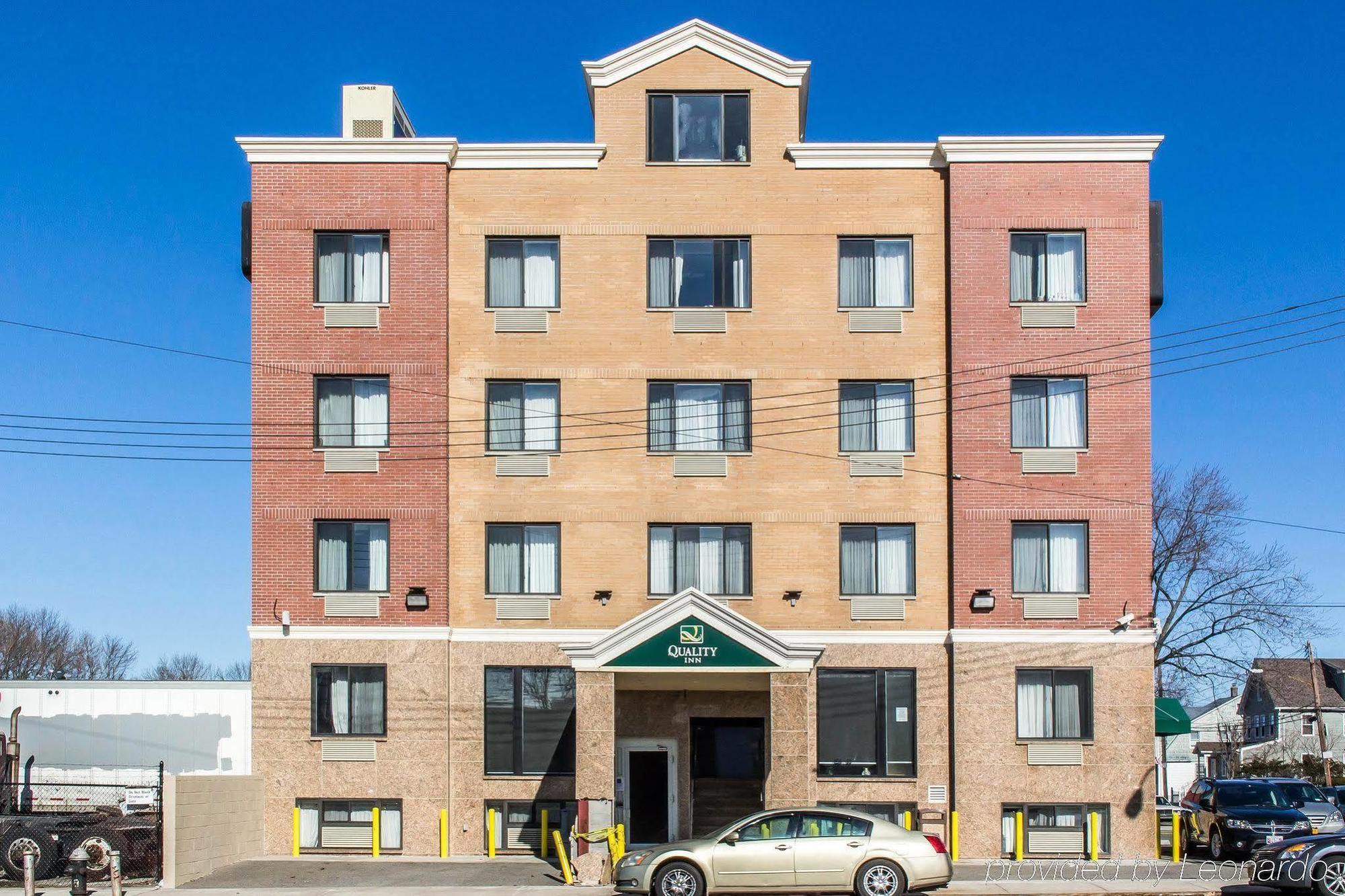 Paramount Inn Флорал Парк Екстериор снимка