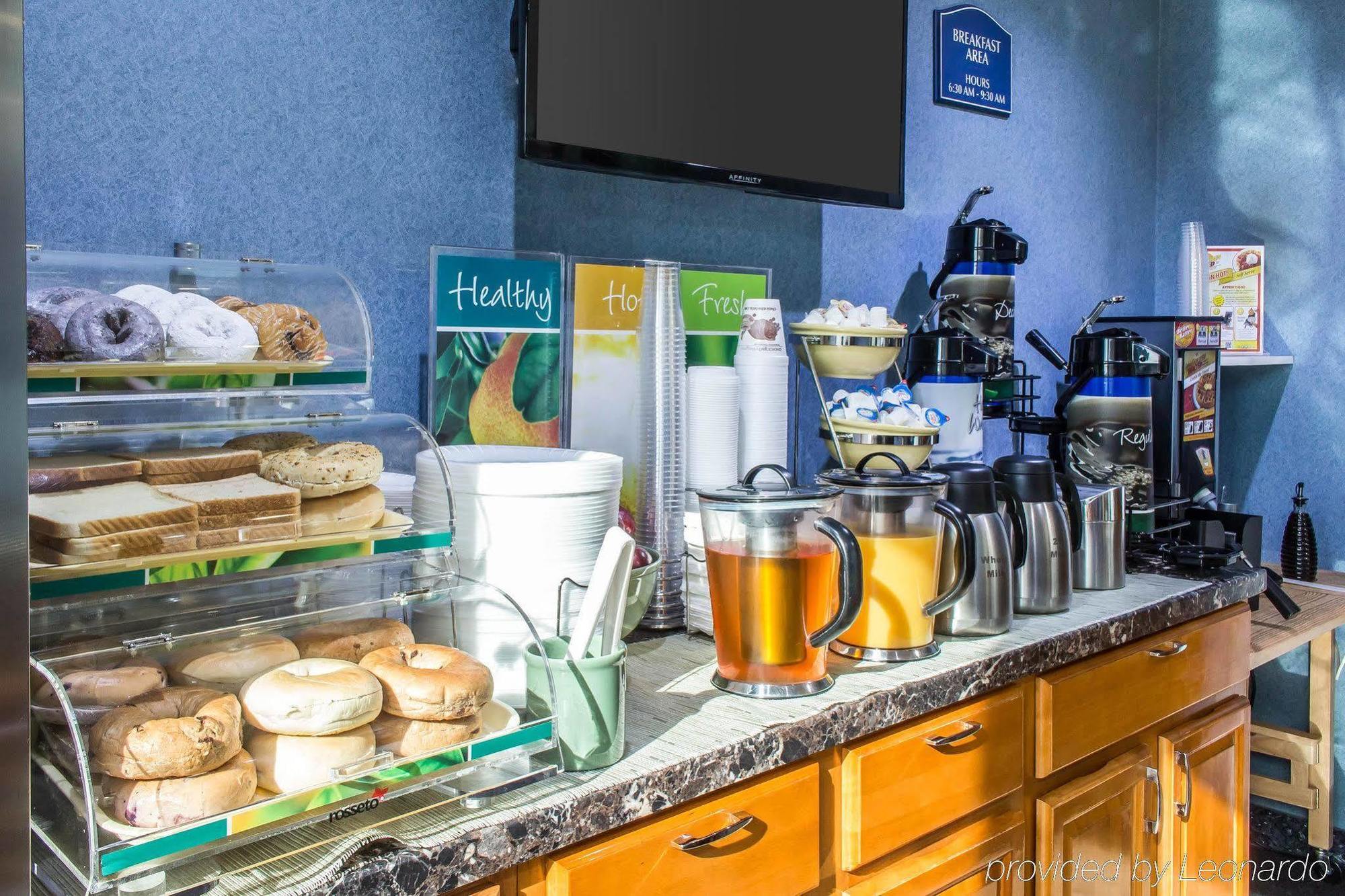 Paramount Inn Флорал Парк Екстериор снимка
