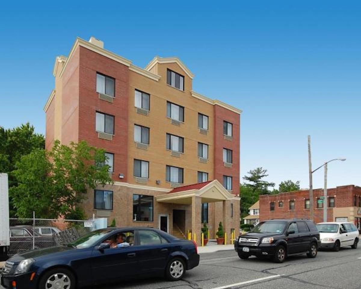 Paramount Inn Флорал Парк Екстериор снимка